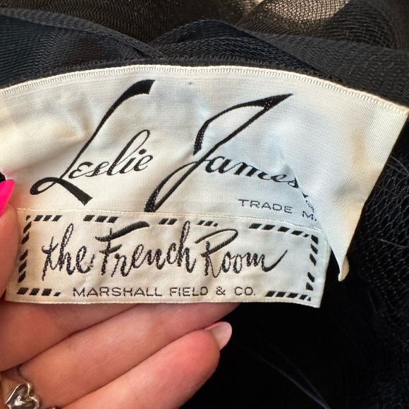 Vintage Leslie James Black Ruffled Hat - Picture 12 of 12